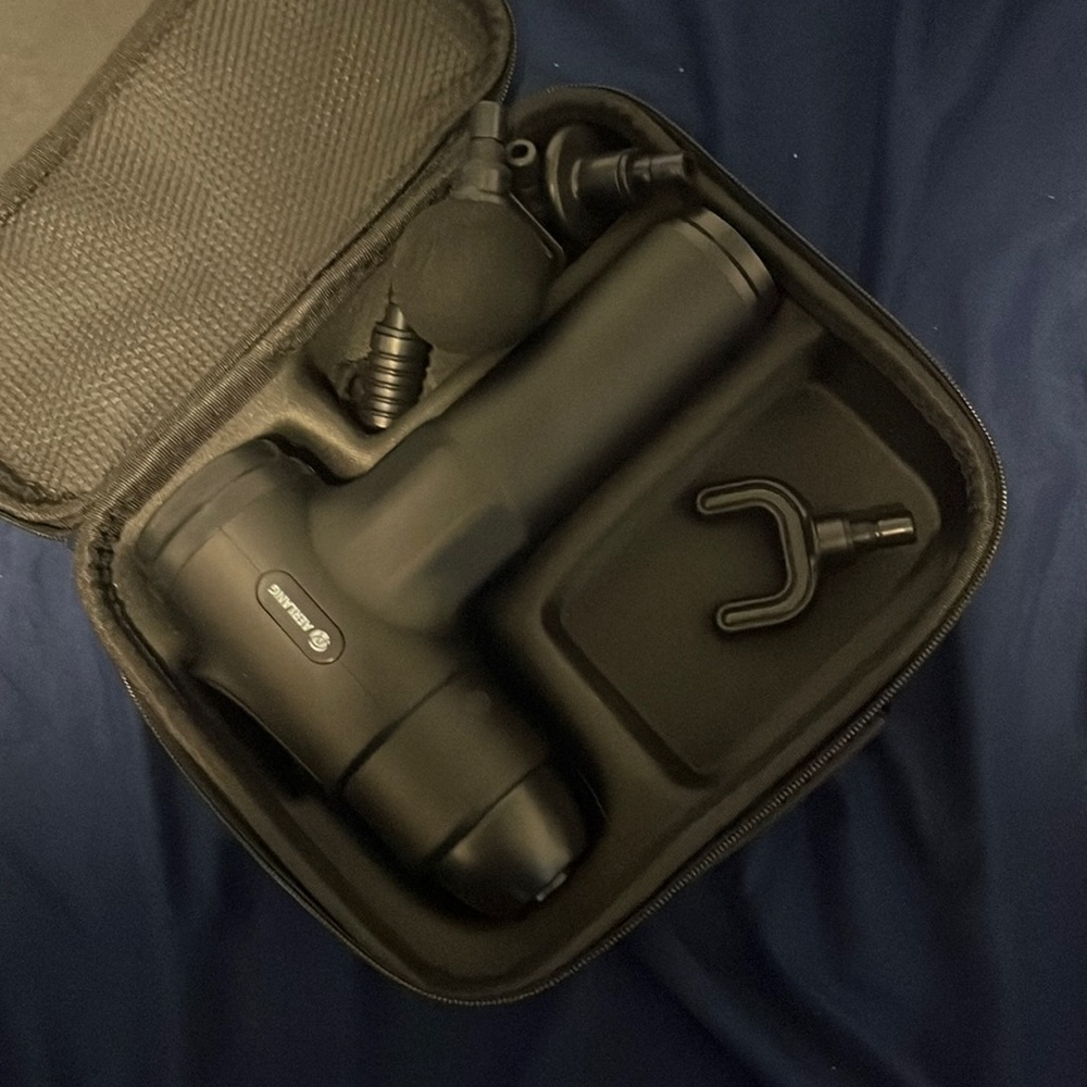 MASSAGE GUN